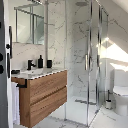 Ybh Valentina - Turisticos *